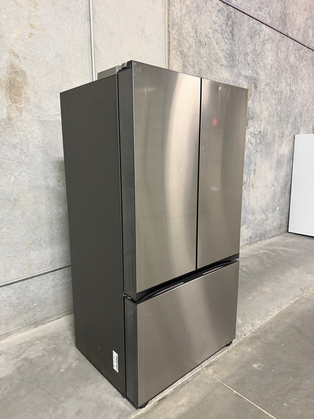 Samsung 24 Cu. Ft. Bespoke Counter Depth 3-Door French Door Refrigerator with AutoFill Water Pitcher (Scratch & Dent)