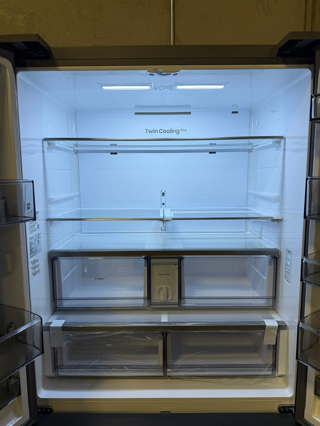 Samsung 24 Cu. Ft. Bespoke Counter Depth 3-Door French Door Refrigerator with AutoFill Water Pitcher (Scratch & Dent)