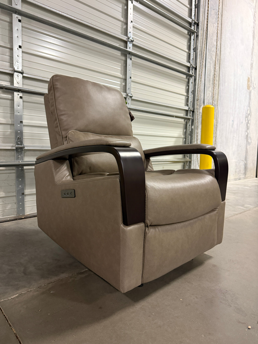 Shayne Leather Power Recliner with Power Headrest