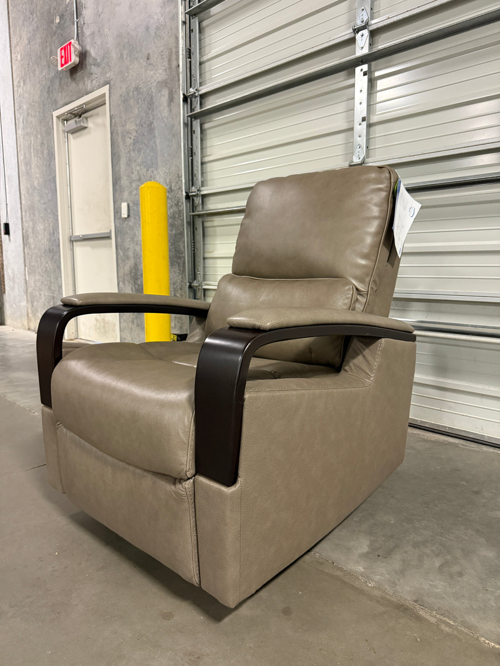 Shayne Leather Power Recliner with Power Headrest
