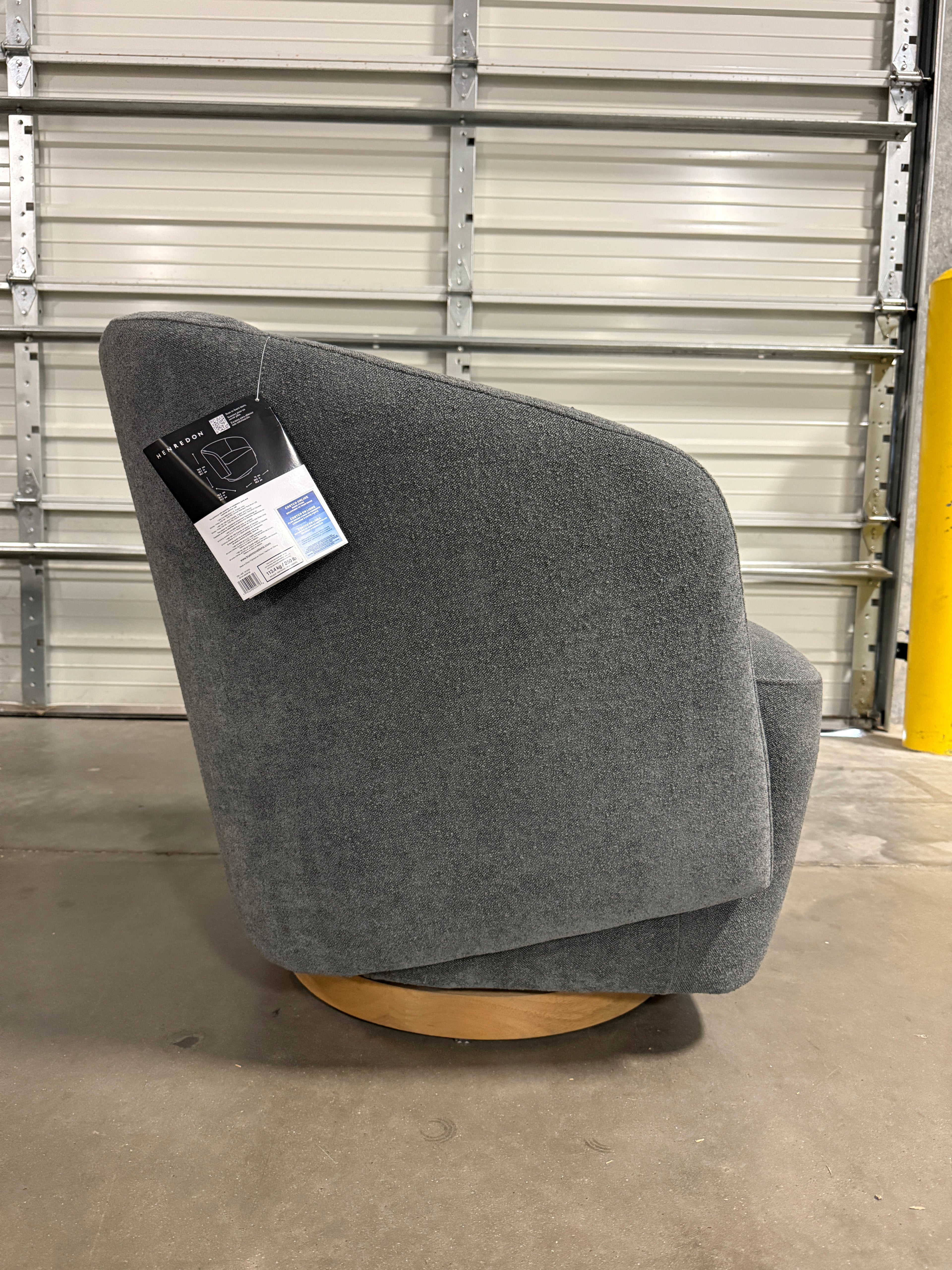 Henredon Murphy Swivel Bouclé Chair - Gray
