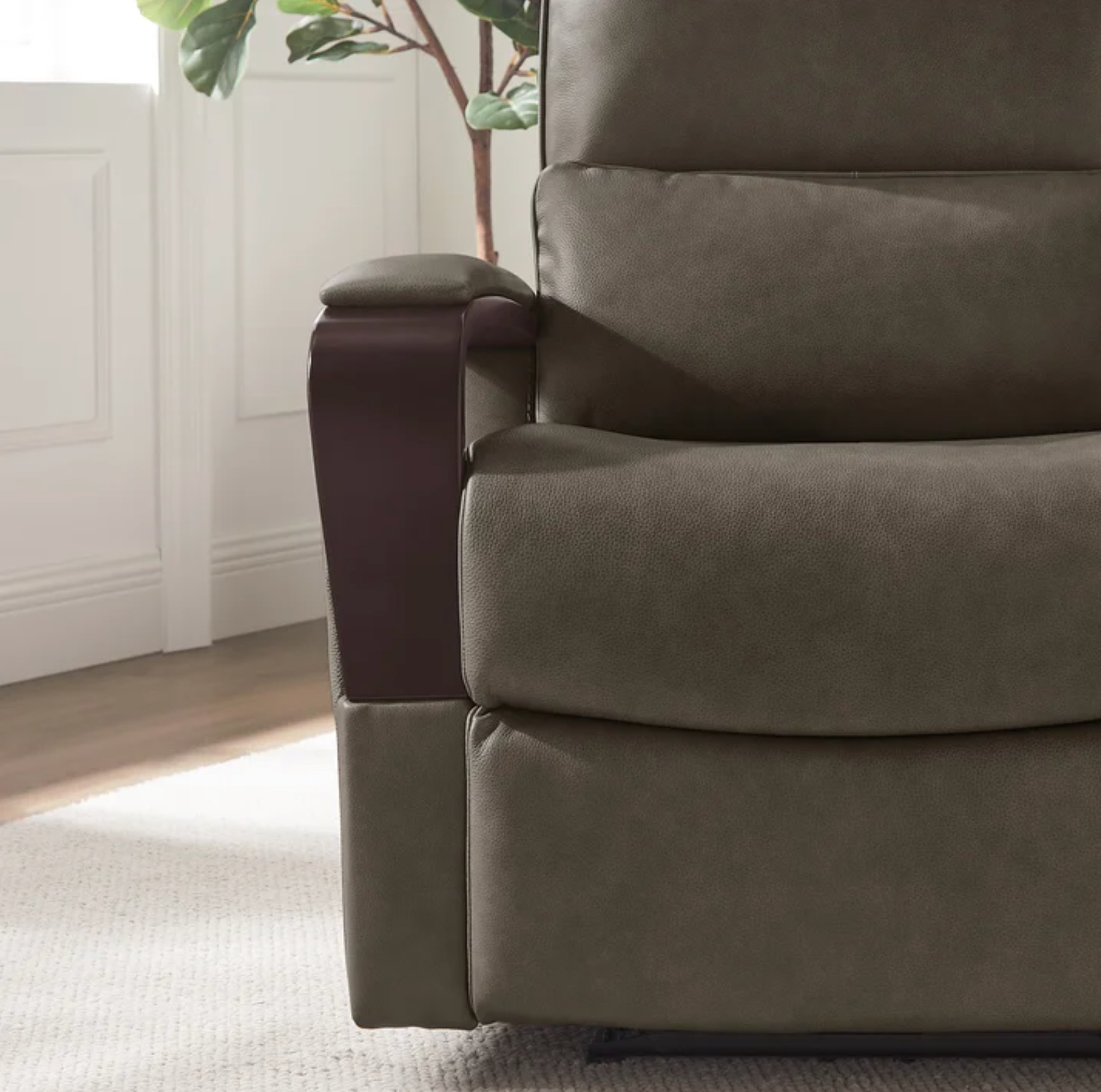 Shayne Leather Power Recliner with Power Headrest